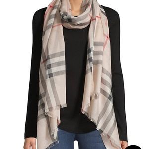 Burberry gauze scarf nwot